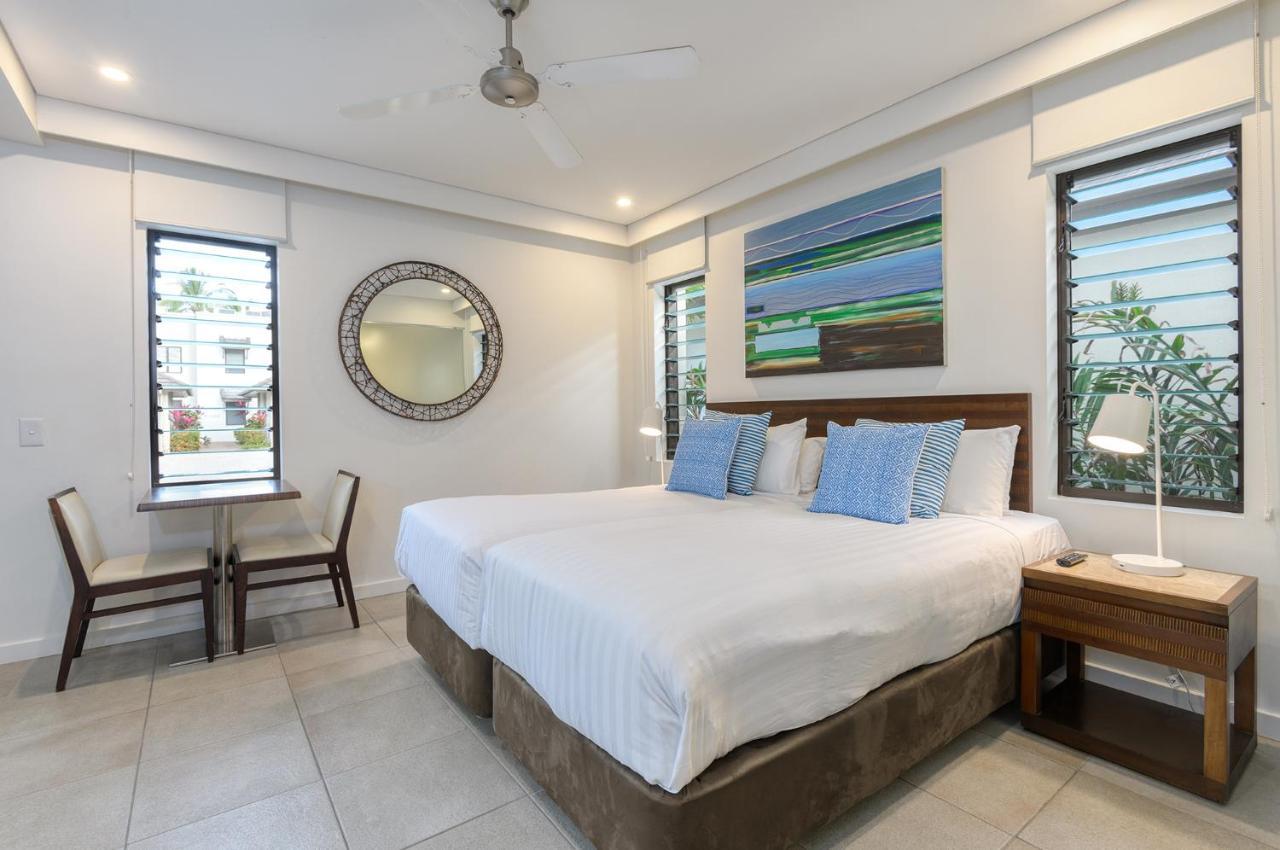 Port Douglas Private Apartments In Temple Екстериор снимка