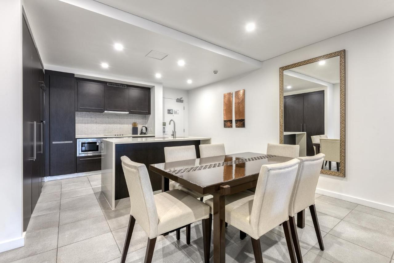 Port Douglas Private Apartments In Temple Екстериор снимка